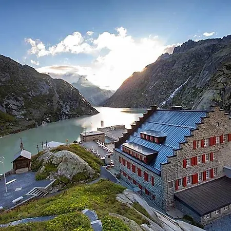 Historisches Alpinhotel 4* Grimsel Hospiz